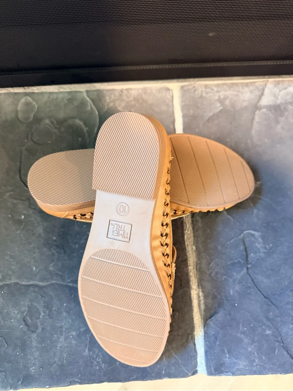 Time and Tru Woven Leather Look Penny Loafers Tan Fisherman Flats Size 10